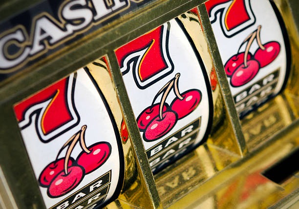 Sportsbook markets in free-play mode