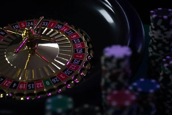 Slot games in free-play mode